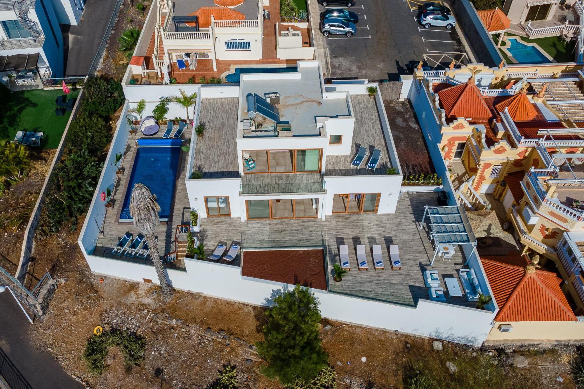 Fabulous Contemporary 5 Bedroom Villa With Private Heated Pool, Sleeps Max 13 Callao Salvaje Zewnętrze zdjęcie