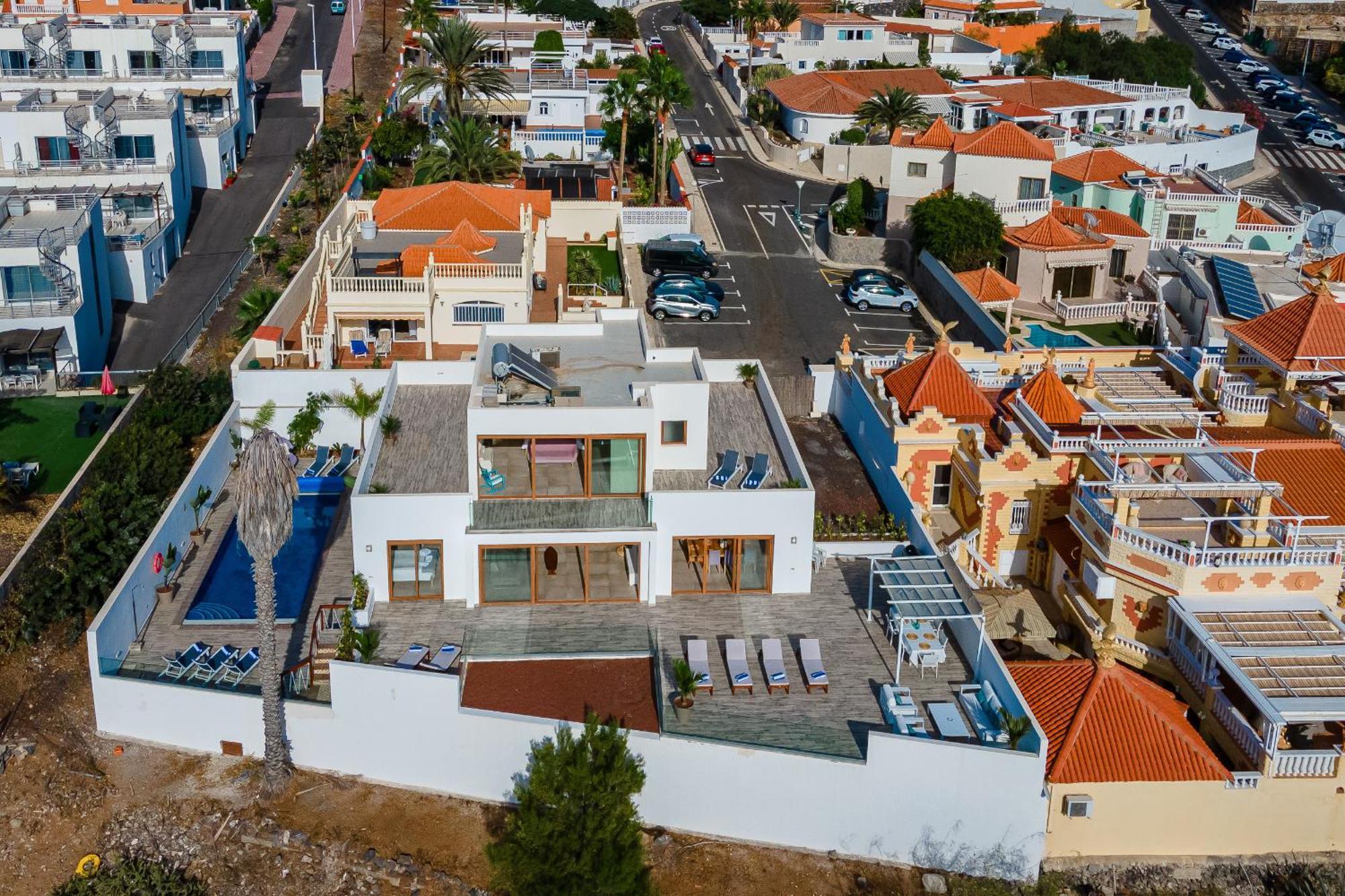 Fabulous Contemporary 5 Bedroom Villa With Private Heated Pool, Sleeps Max 13 Callao Salvaje Zewnętrze zdjęcie