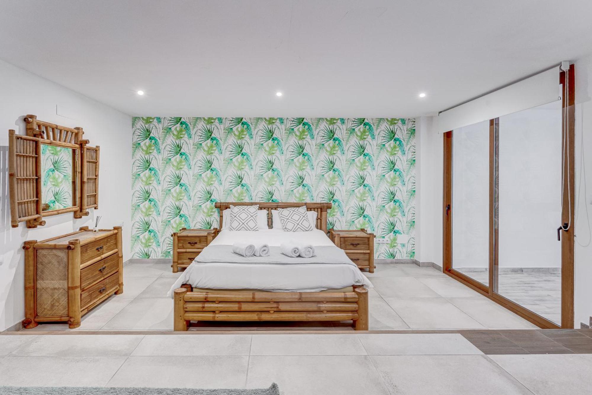 Fabulous Contemporary 5 Bedroom Villa With Private Heated Pool, Sleeps Max 13 Callao Salvaje Zewnętrze zdjęcie