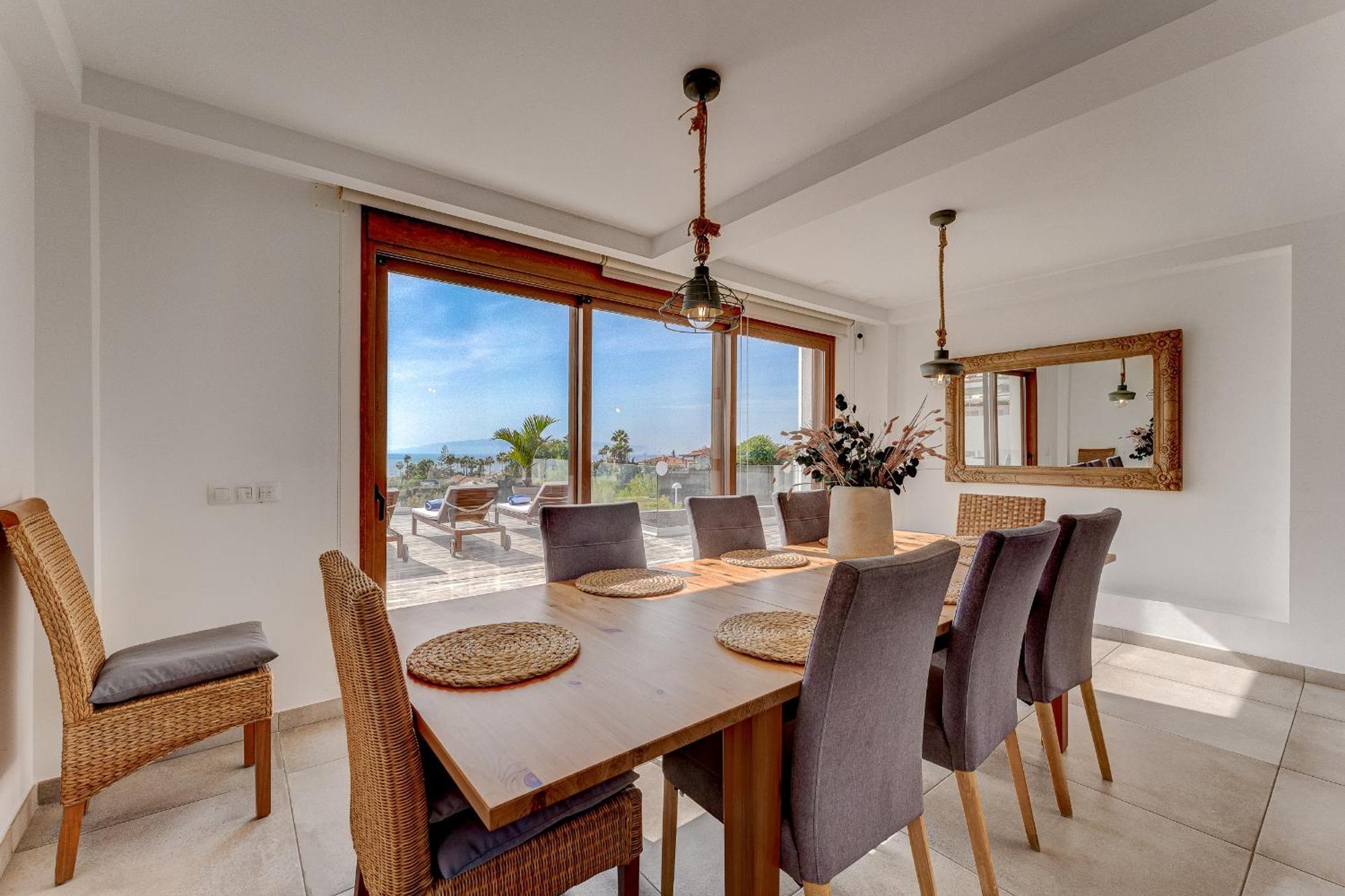 Fabulous Contemporary 5 Bedroom Villa With Private Heated Pool, Sleeps Max 13 Callao Salvaje Zewnętrze zdjęcie