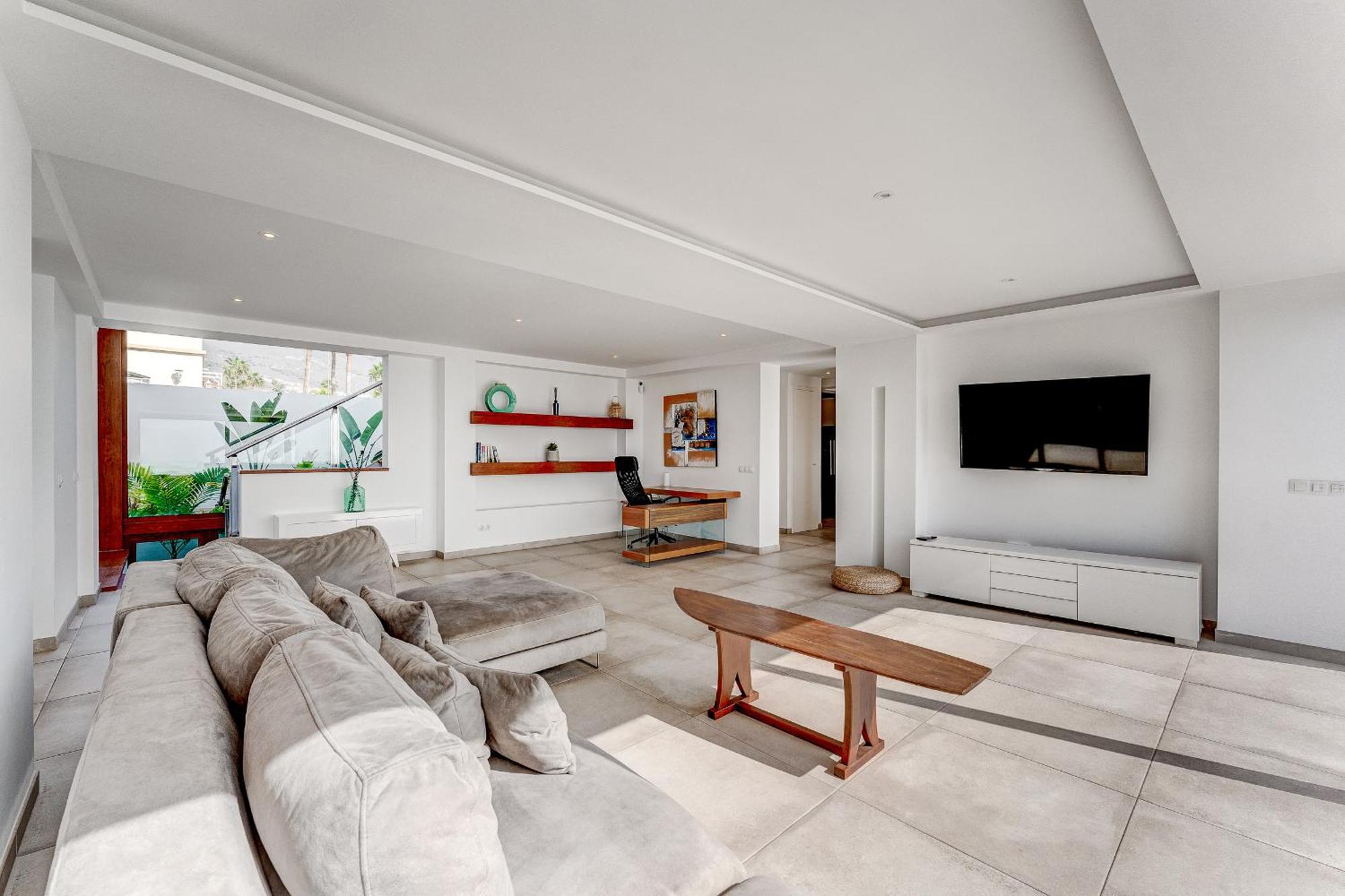 Fabulous Contemporary 5 Bedroom Villa With Private Heated Pool, Sleeps Max 13 Callao Salvaje Zewnętrze zdjęcie