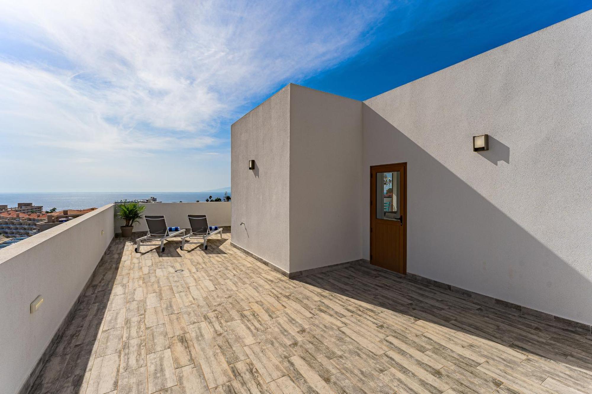 Fabulous Contemporary 5 Bedroom Villa With Private Heated Pool, Sleeps Max 13 Callao Salvaje Zewnętrze zdjęcie