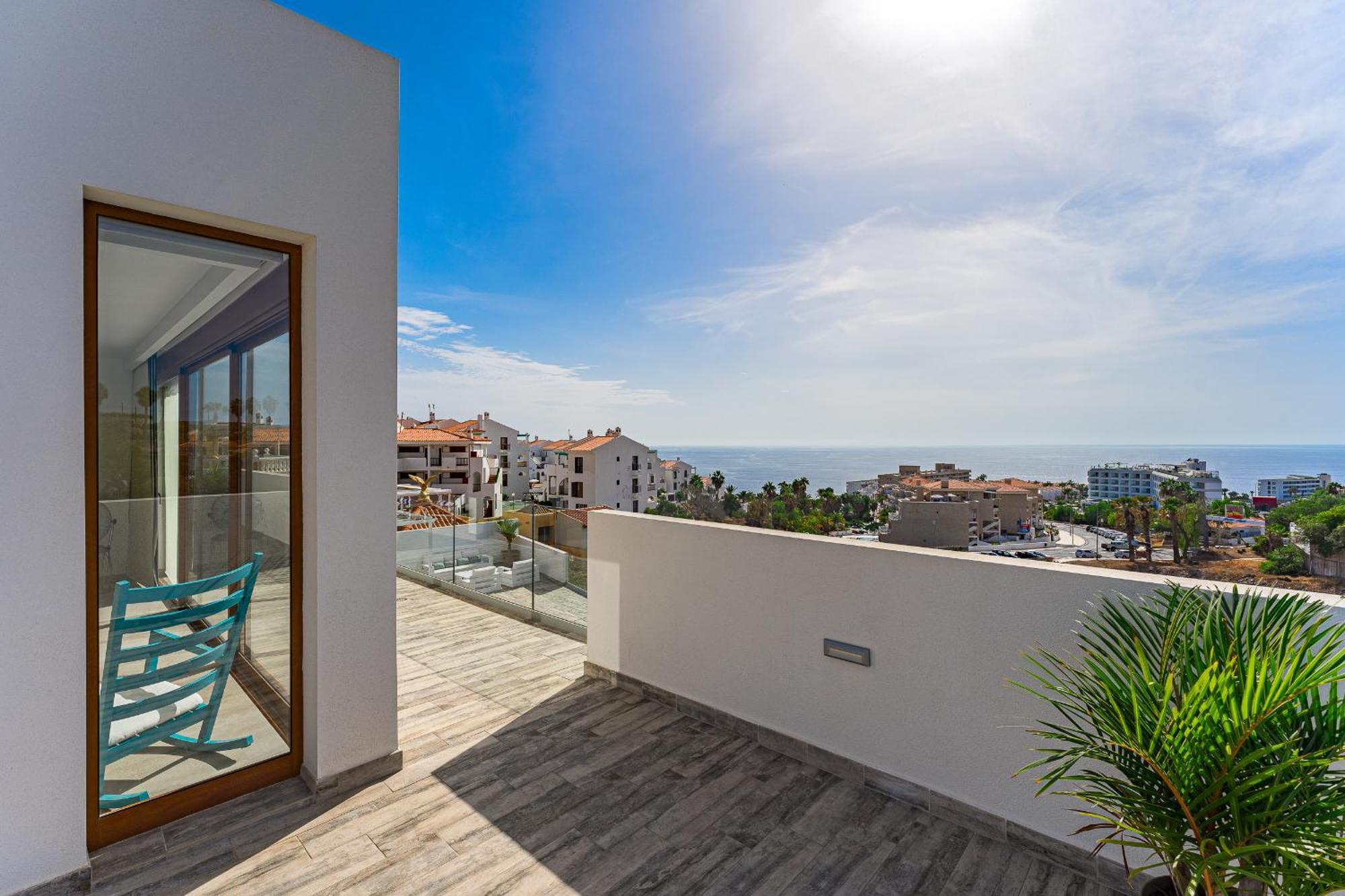 Fabulous Contemporary 5 Bedroom Villa With Private Heated Pool, Sleeps Max 13 Callao Salvaje Zewnętrze zdjęcie