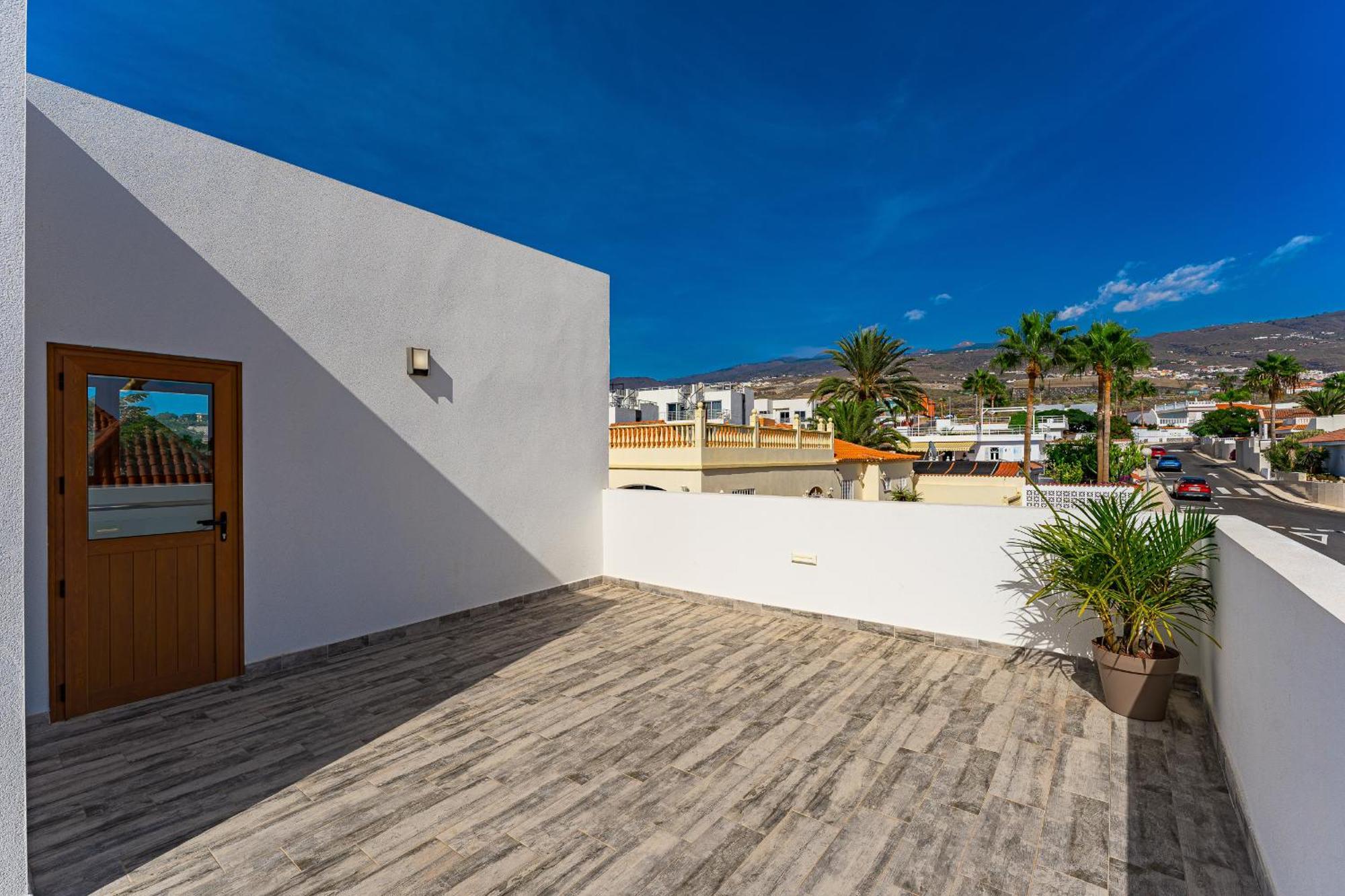 Fabulous Contemporary 5 Bedroom Villa With Private Heated Pool, Sleeps Max 13 Callao Salvaje Zewnętrze zdjęcie