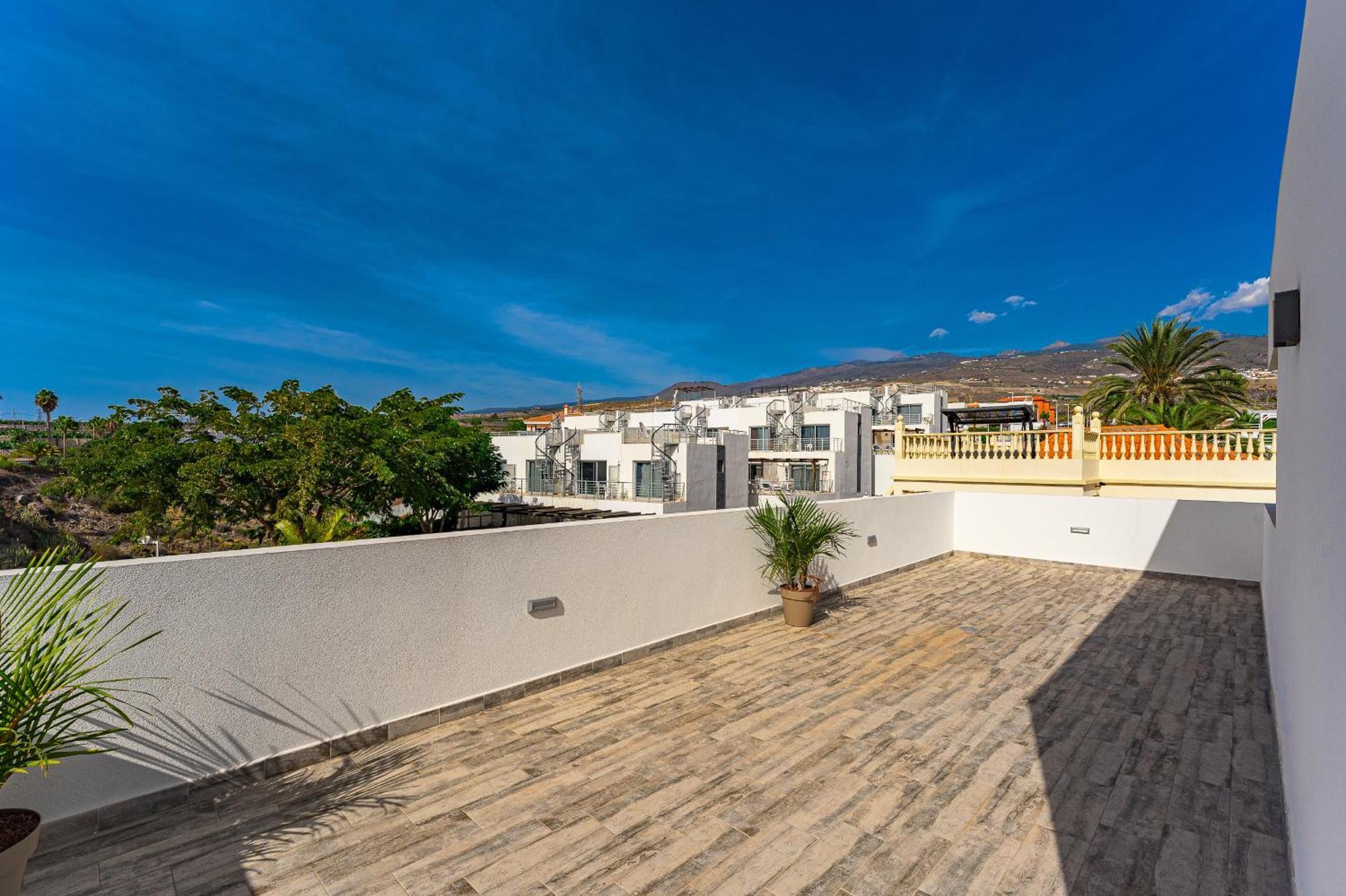 Fabulous Contemporary 5 Bedroom Villa With Private Heated Pool, Sleeps Max 13 Callao Salvaje Zewnętrze zdjęcie