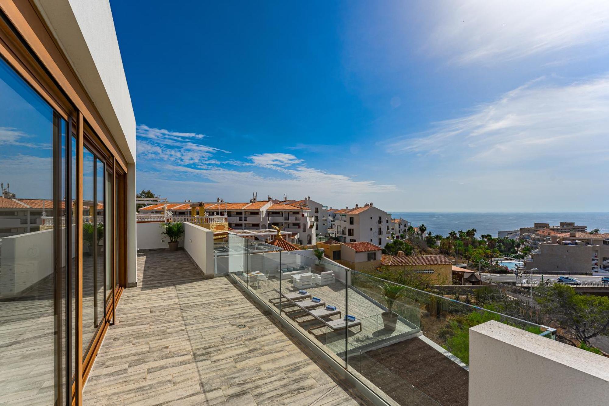 Fabulous Contemporary 5 Bedroom Villa With Private Heated Pool, Sleeps Max 13 Callao Salvaje Zewnętrze zdjęcie