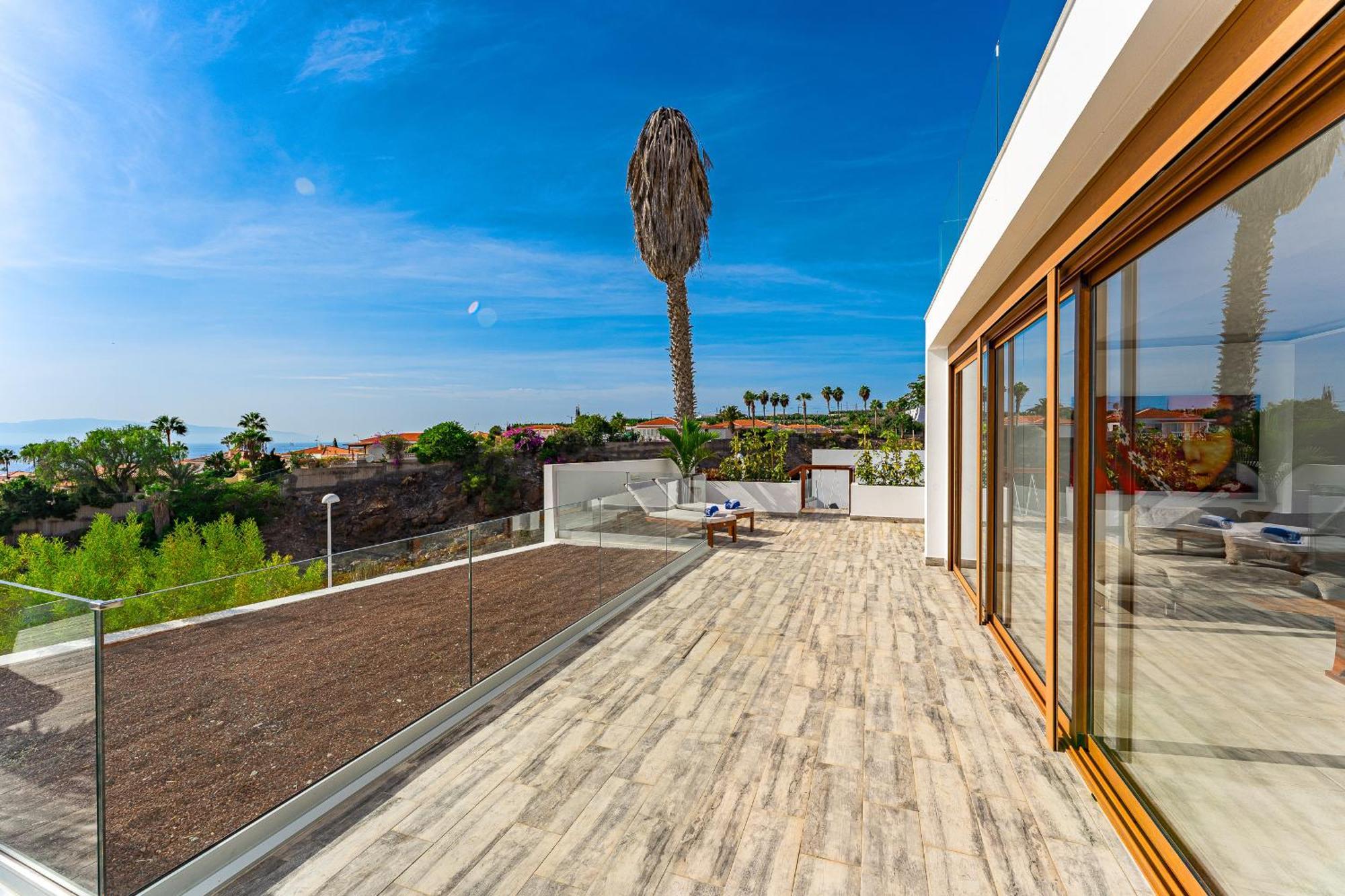 Fabulous Contemporary 5 Bedroom Villa With Private Heated Pool, Sleeps Max 13 Callao Salvaje Zewnętrze zdjęcie