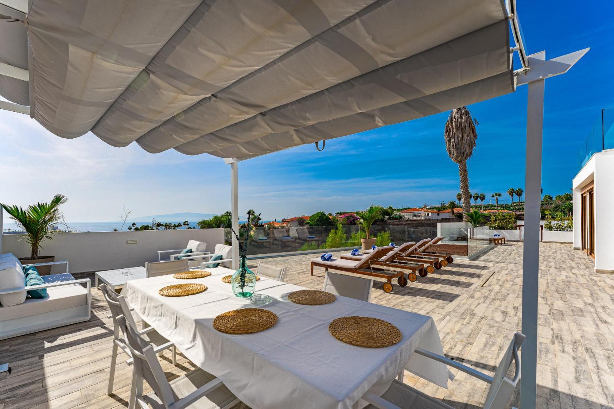 Fabulous Contemporary 5 Bedroom Villa With Private Heated Pool, Sleeps Max 13 Callao Salvaje Zewnętrze zdjęcie